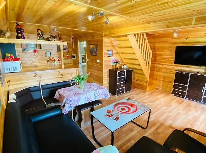 Komfortowy Aga Centrum فيسلا